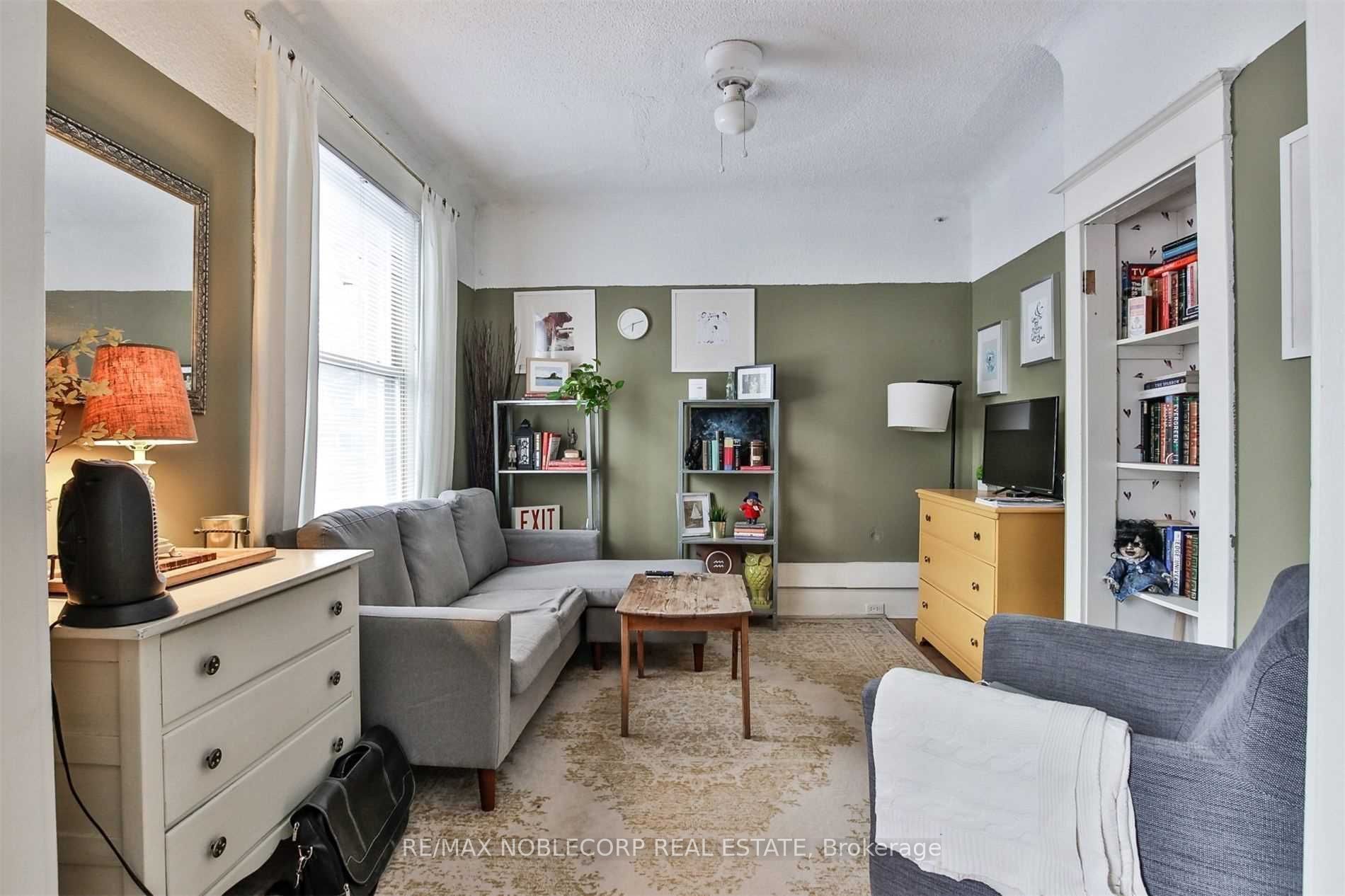 Additional image 4 of 4-34 Winchester Street, Toronto, ON, M4X 1A7