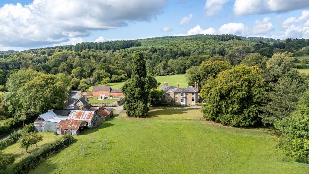 Additional image 20 of 6 bed detached house for saleOverton, Ludlow, Shropshire SY8
