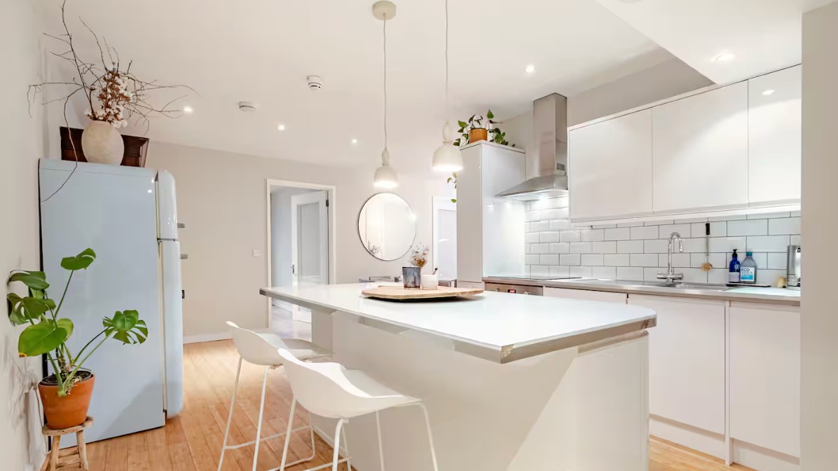 2 Bed Flat, Dalston Kingsland Road, E8, N1 7GU