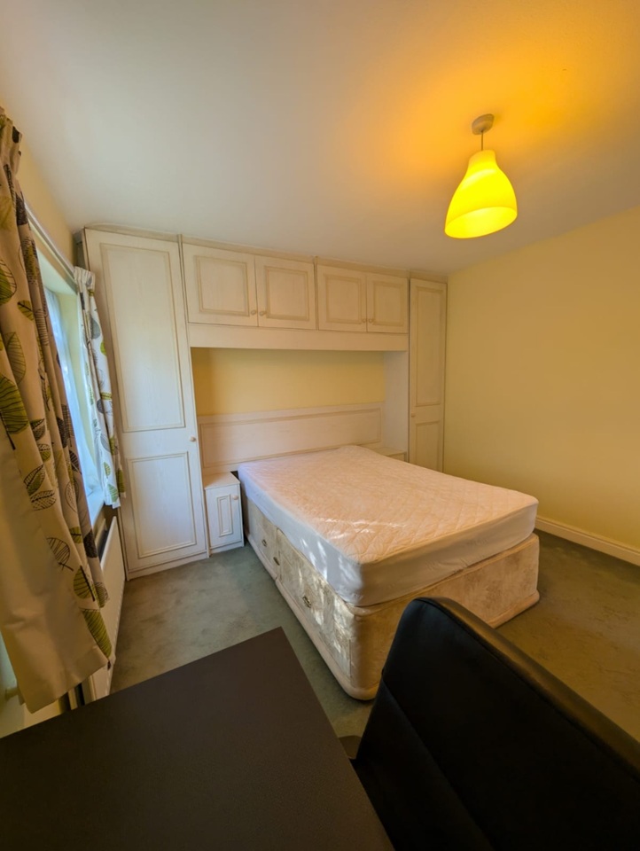 Additional image 3 of 4 Bed Semi-Detached House, Kelso Gardens, LS2, N1 7GU