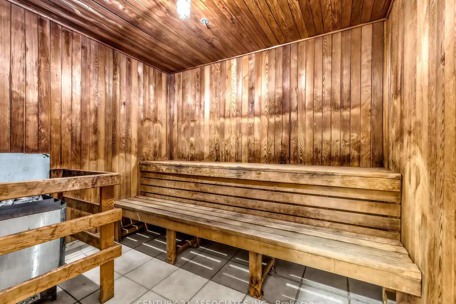 Additional image 19 of 2585 Erin Centre Boulevard 408