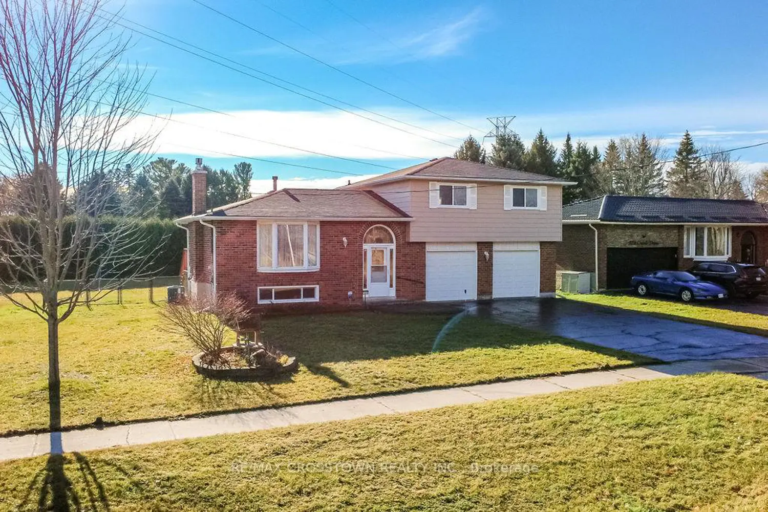 169 Oriole Drive photo 2