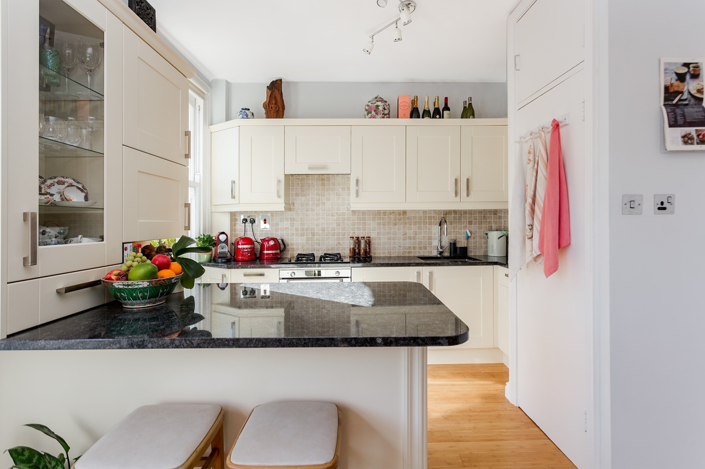 Additional image 3 of 2 Bed Flat, Freegrove Road, N7, N1 7GU