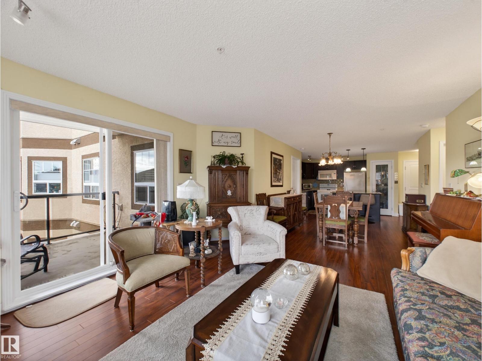 Additional image 5 of 218-2045 Grantham Court NW, Edmonton, AB, T5T3X6