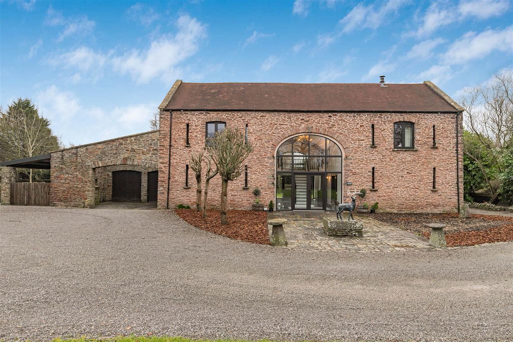 Additional image 36 of 4 bed barn conversion for saleThe Barn, Old Gloucester Road, Winterbourne, Bristol, Gloucestershire BS36