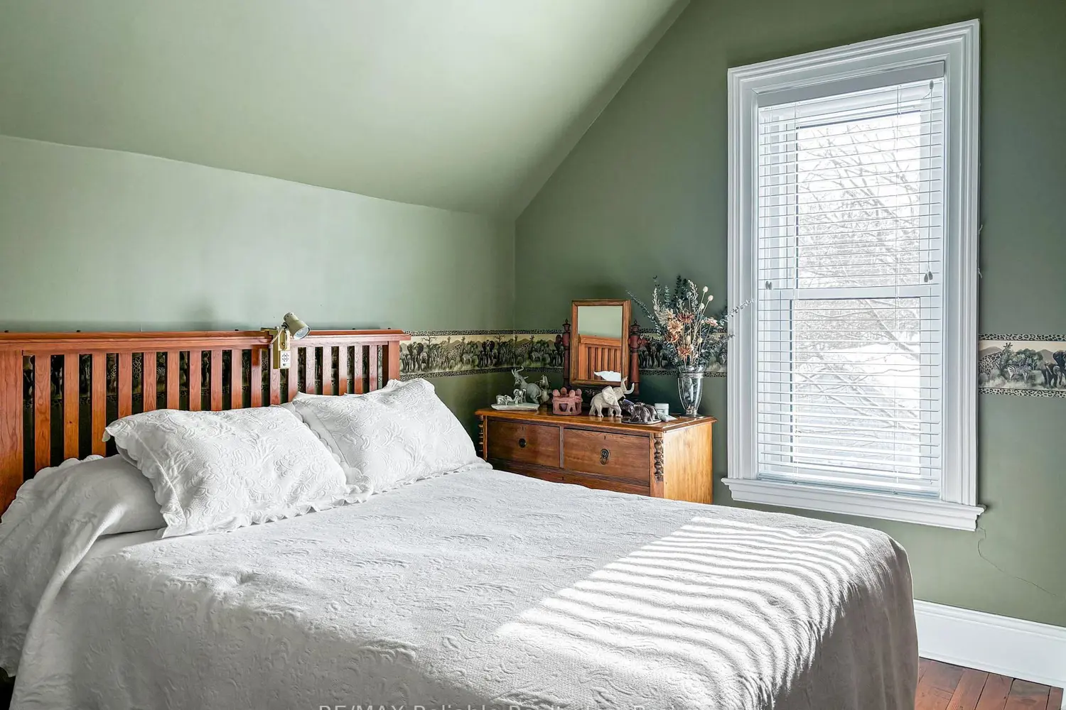 Additional image 15 of 293 Drummond Street