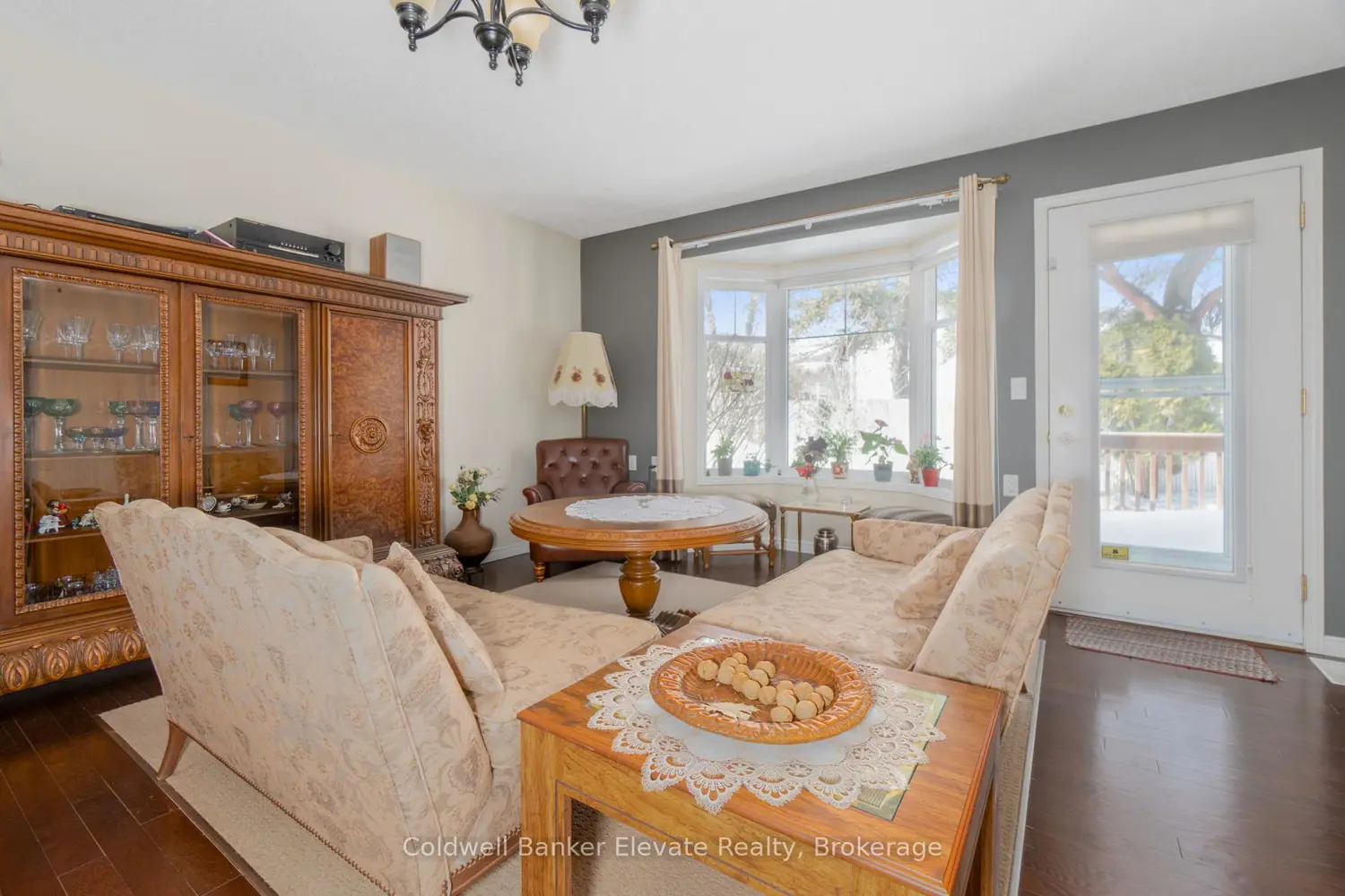 Additional image 9 of 2705 Kingsway Drive 42