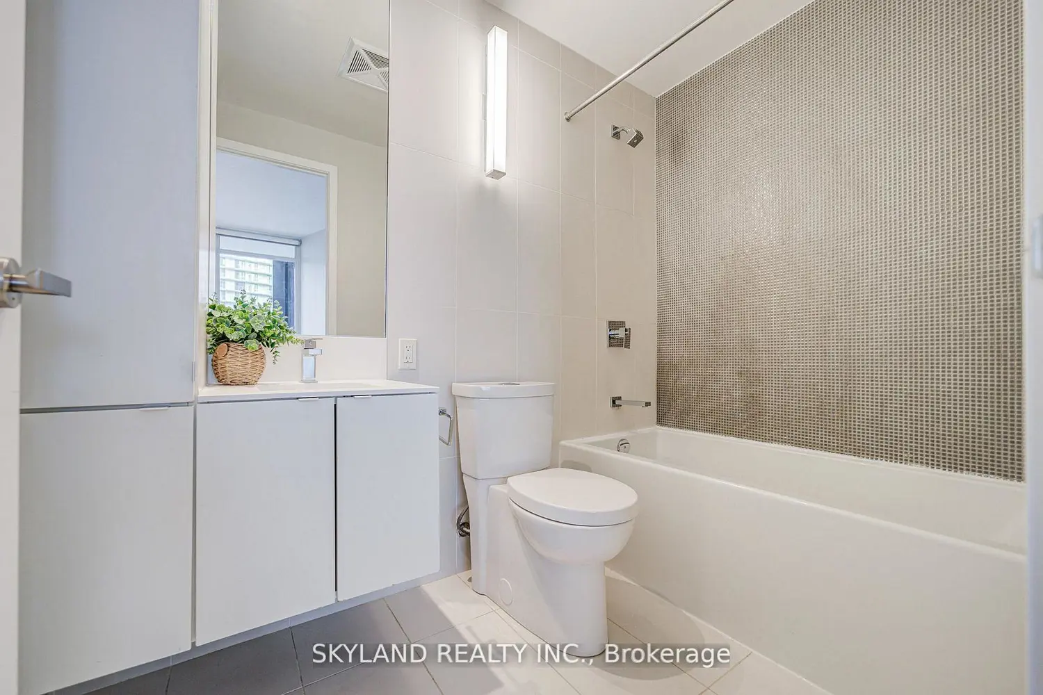 Additional image 9 of 125 Peter Street 3211