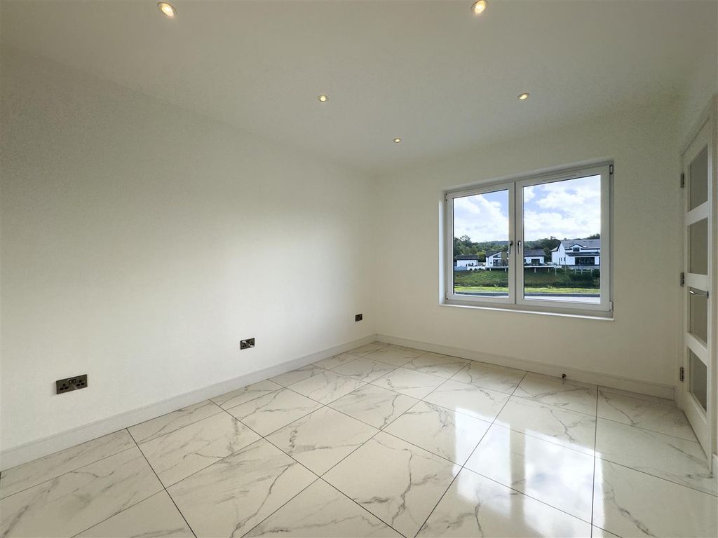 Additional image 12 of 4 bed detached house for saleClyde Grove, Crossford, Carluke ML8