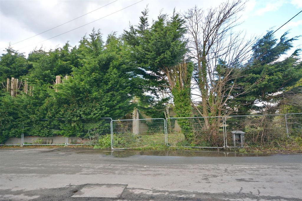 Land for saleMountain Road, Llanfechell, Amlwch LL68 photo 3