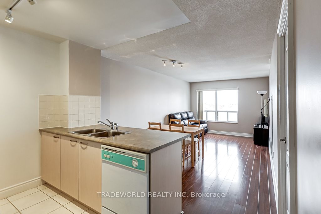 Additional image 6 of 501-51 Saddlecreek Drive, Markham, ON, L3T 7Z1