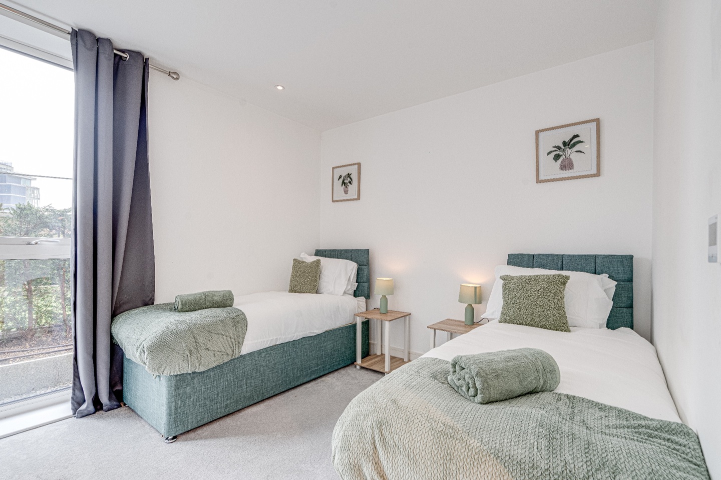 Additional image 7 of 2 Bed Flat, London, SW11, N1 7GU