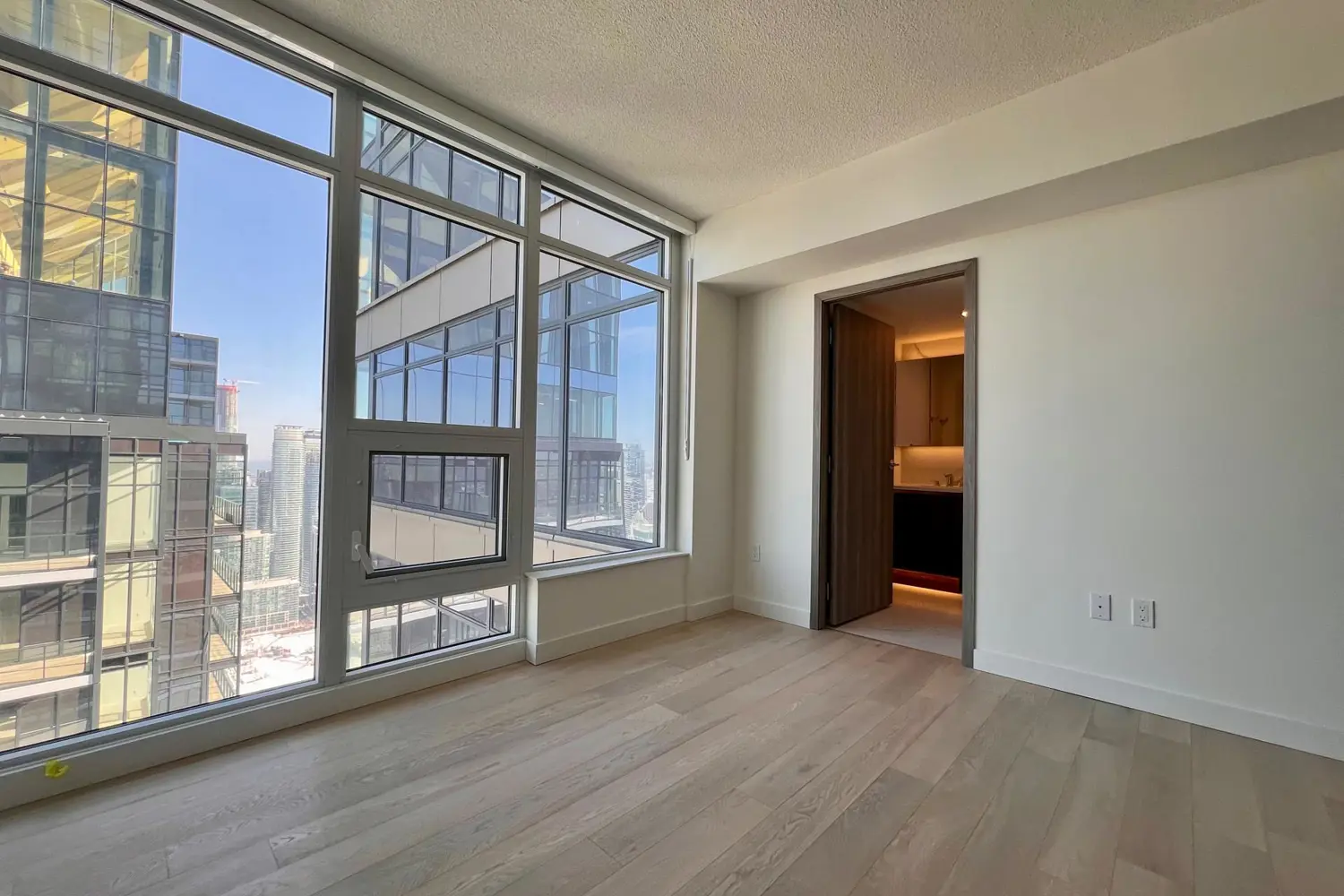 Additional image 4 of 3 Concord City Place Way 7103