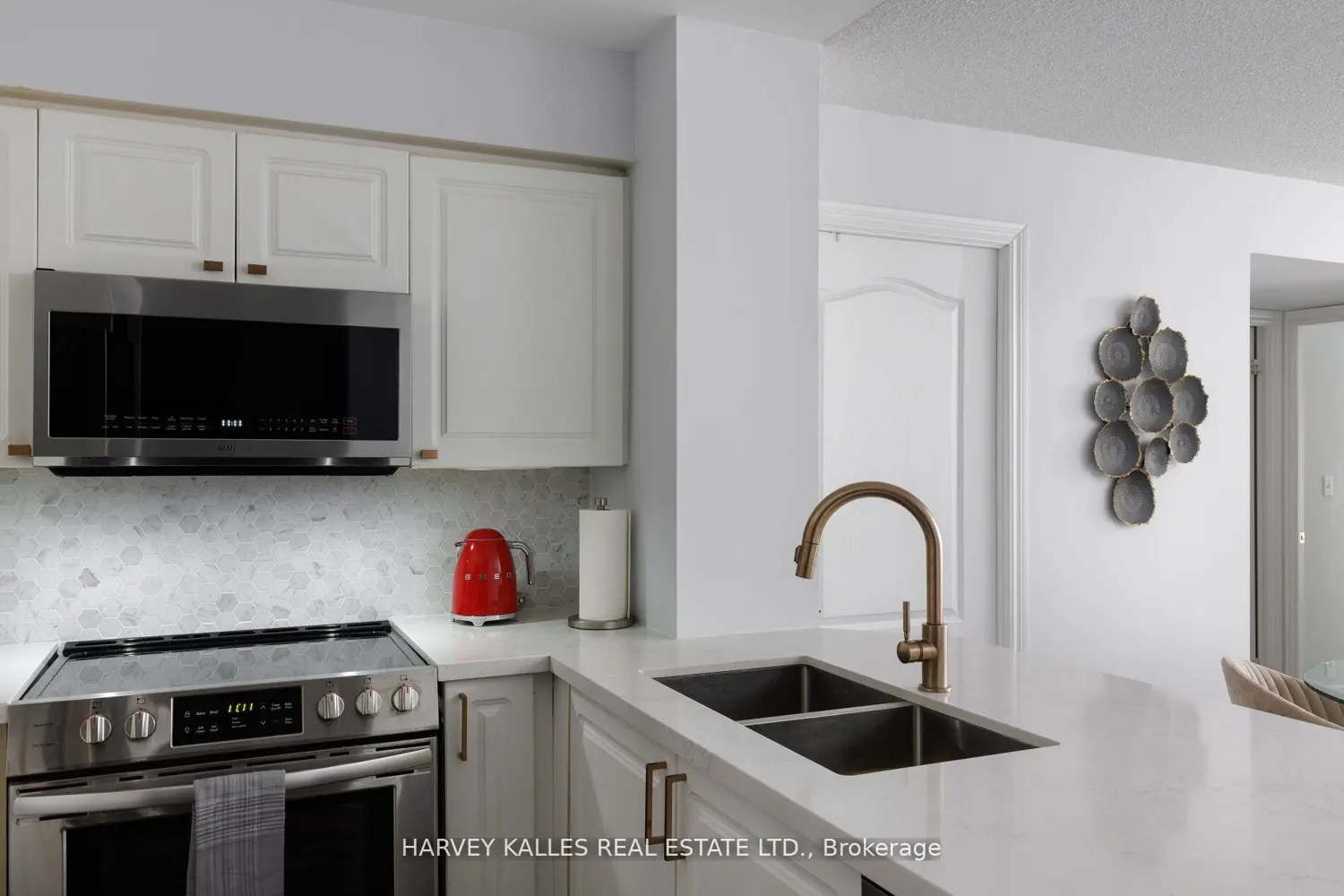 Additional image 14 of 30 Hayden Street 302