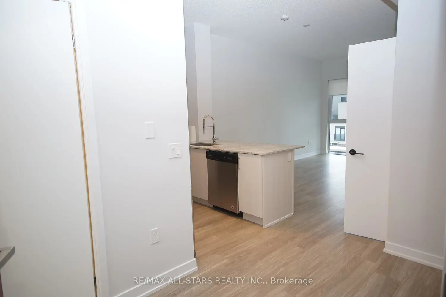 Additional image 3 of 4085 Parkside Village Drive 301