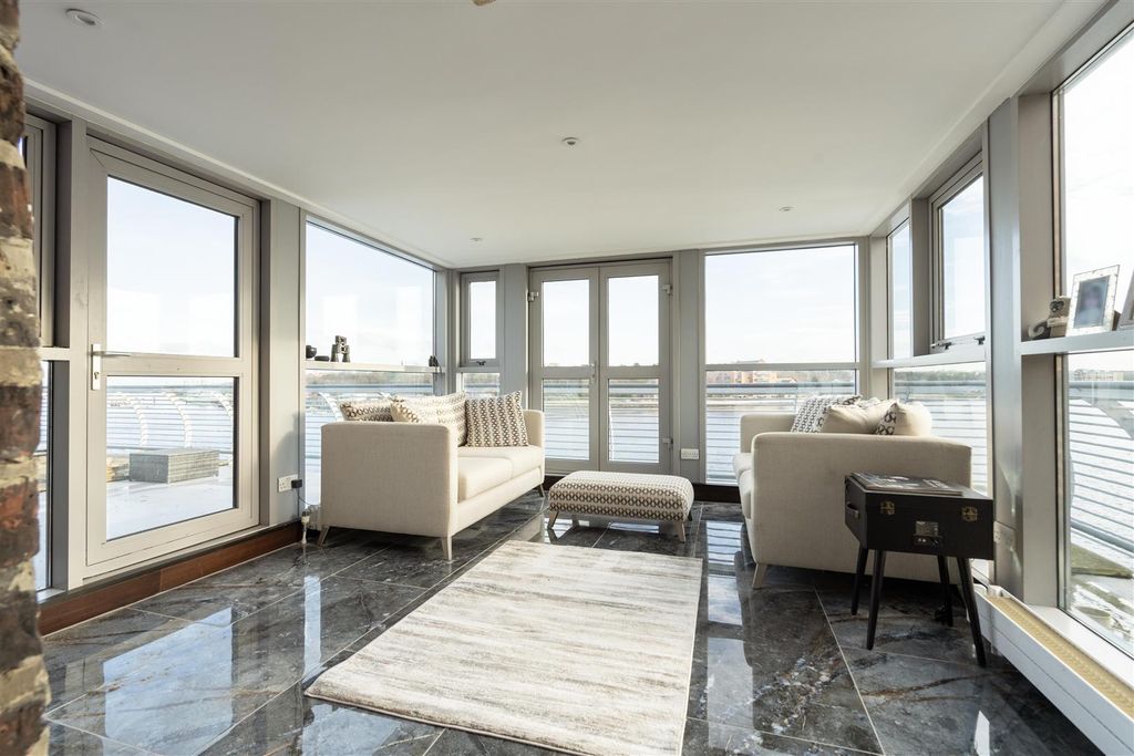 Additional image 6 of 4 bed flat for saleDuke Street, North Shields NE29