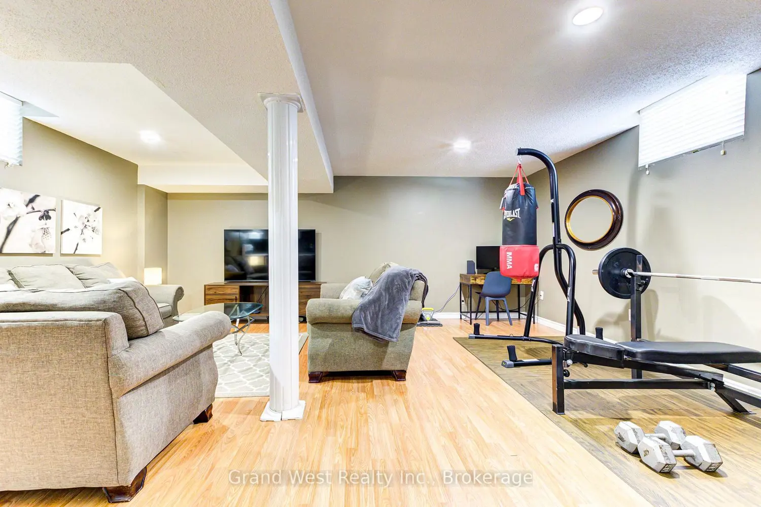 Additional image 14 of 39 Karalee Crescent