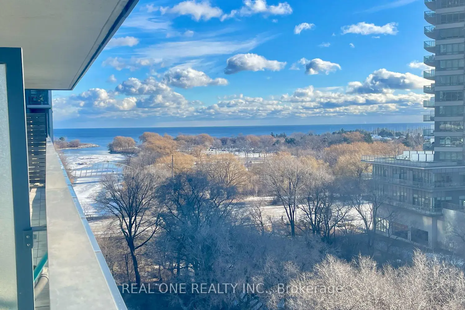 Additional image 8 of 2220 Lakeshore Boulevard 809