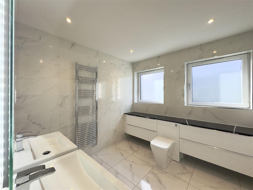 Additional image 28 of 4 bed detached house for saleClyde Grove, Crossford, Carluke ML8