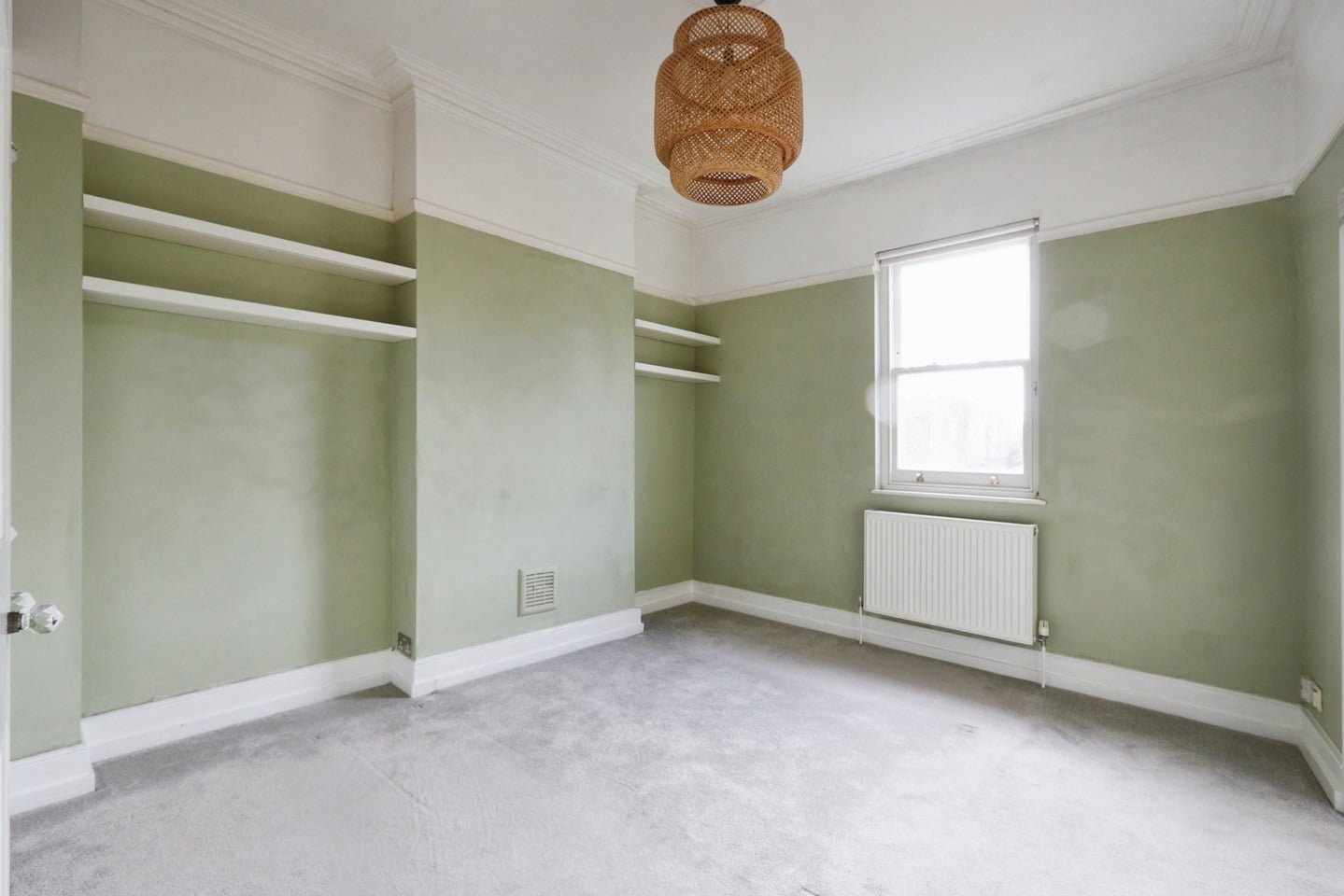 Additional image 4 of 3 Bed Flat, Stockwell Rd, SW9, N1 7GU