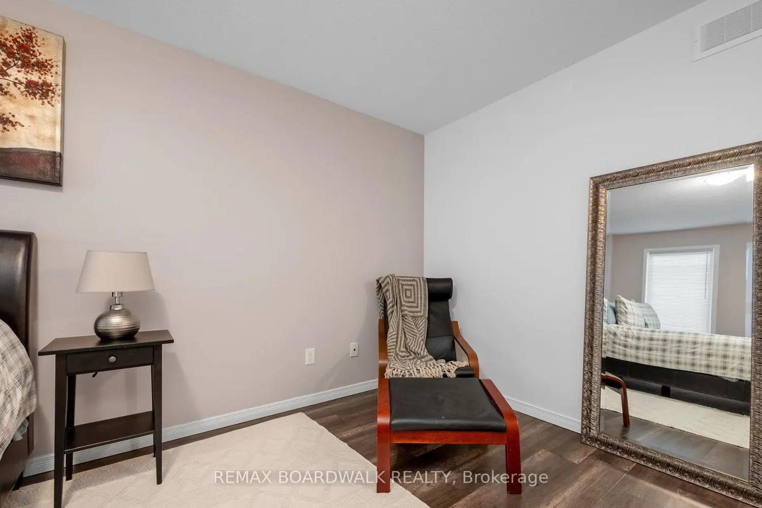 Additional image 14 of 302 Haliburton Heights