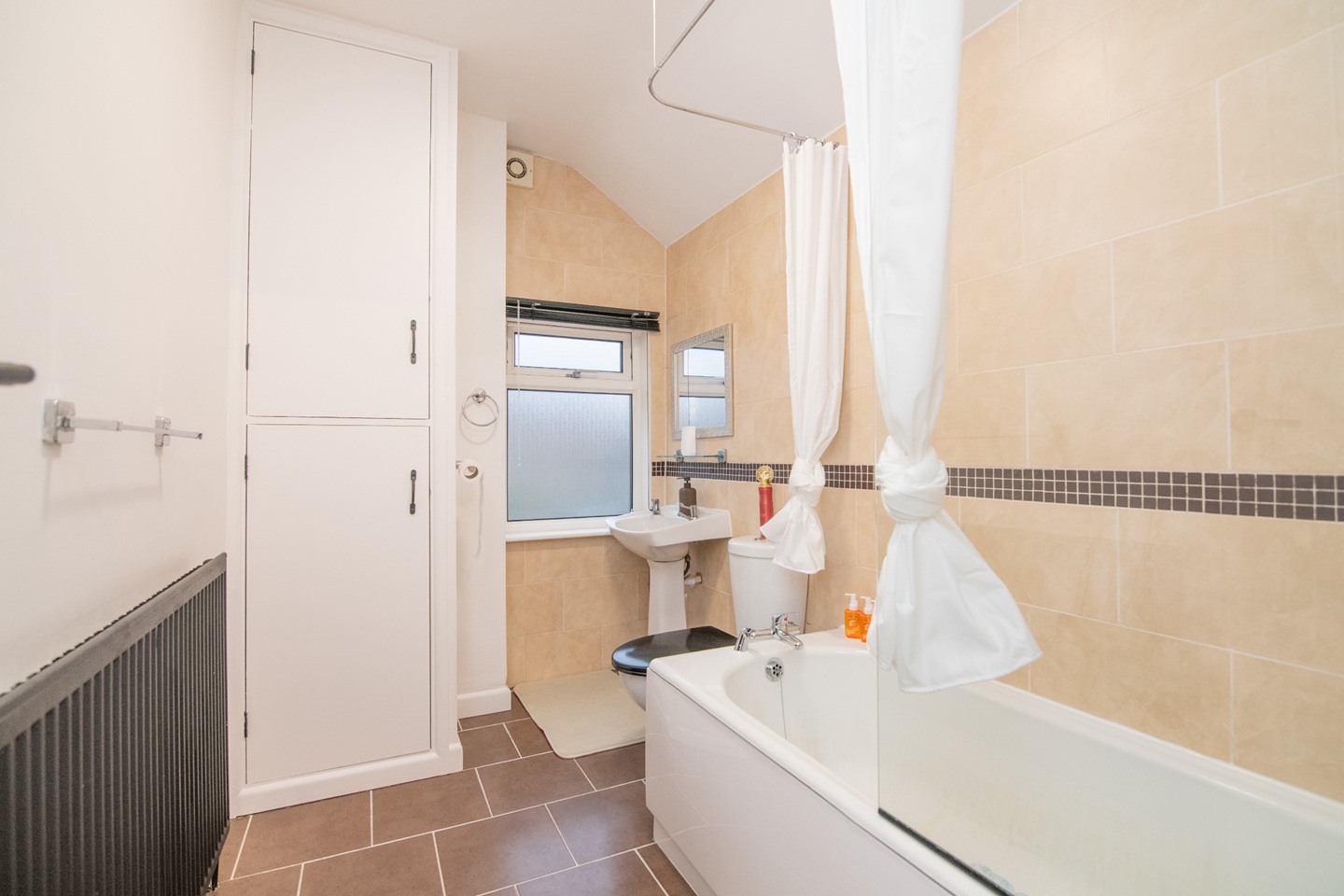 Additional image 18 of 2 Bed Detached House, Hagley Road West, B68, N1 7GU