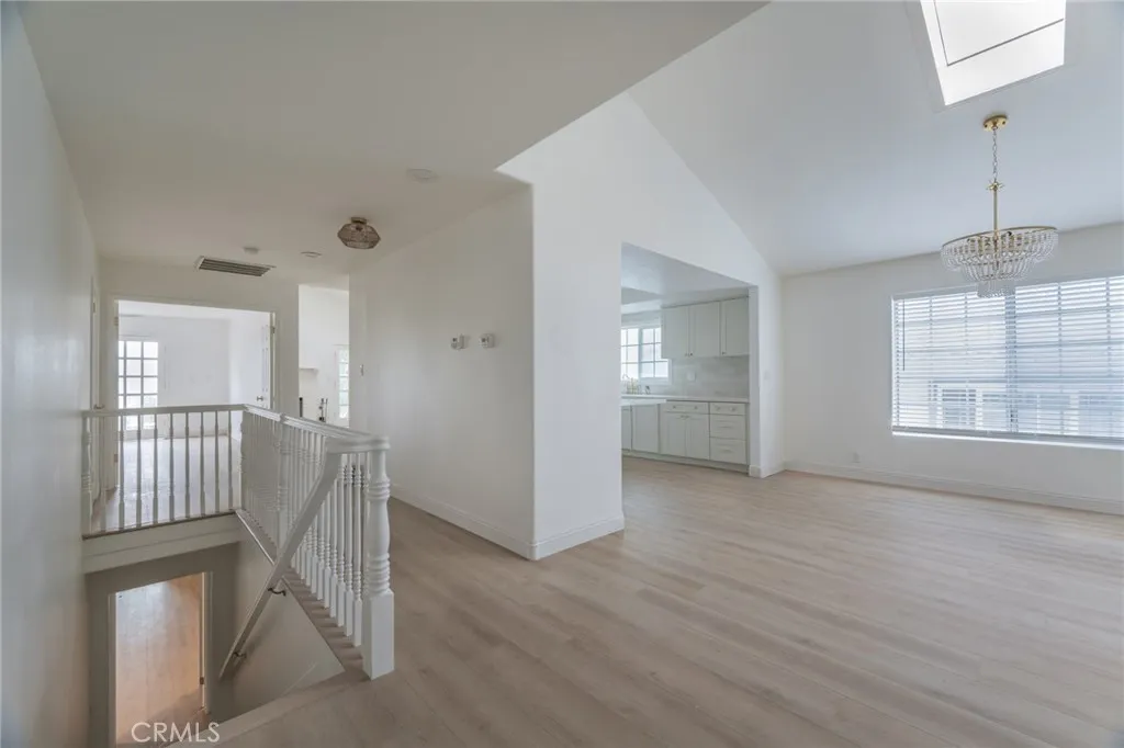 Additional image 39 of 719 W Mariposa Ave, El Segundo, CA 90245