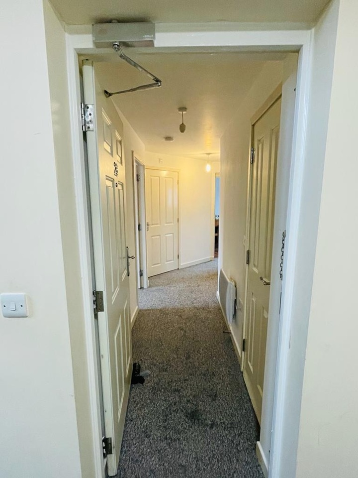 Additional image 6 of 2 Bed Flat, Gabriel Court, LS10, N1 7GU
