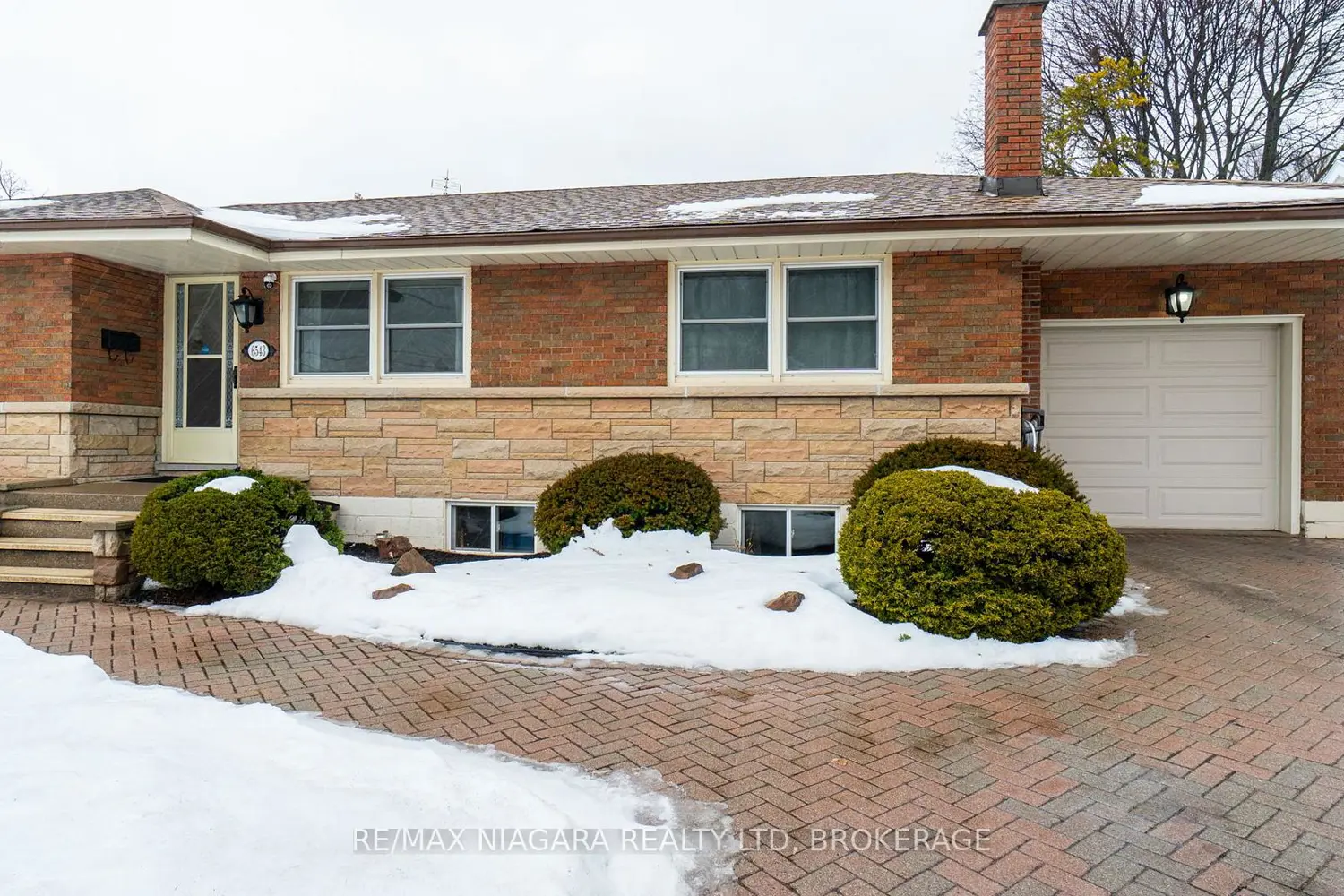 6543 St. John Street