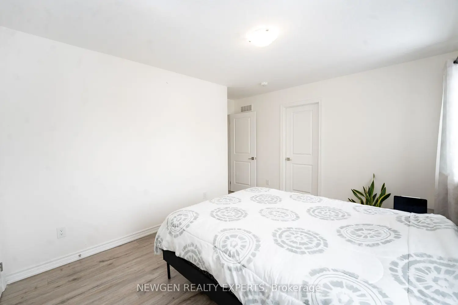 Additional image 14 of 11 Peterson Street