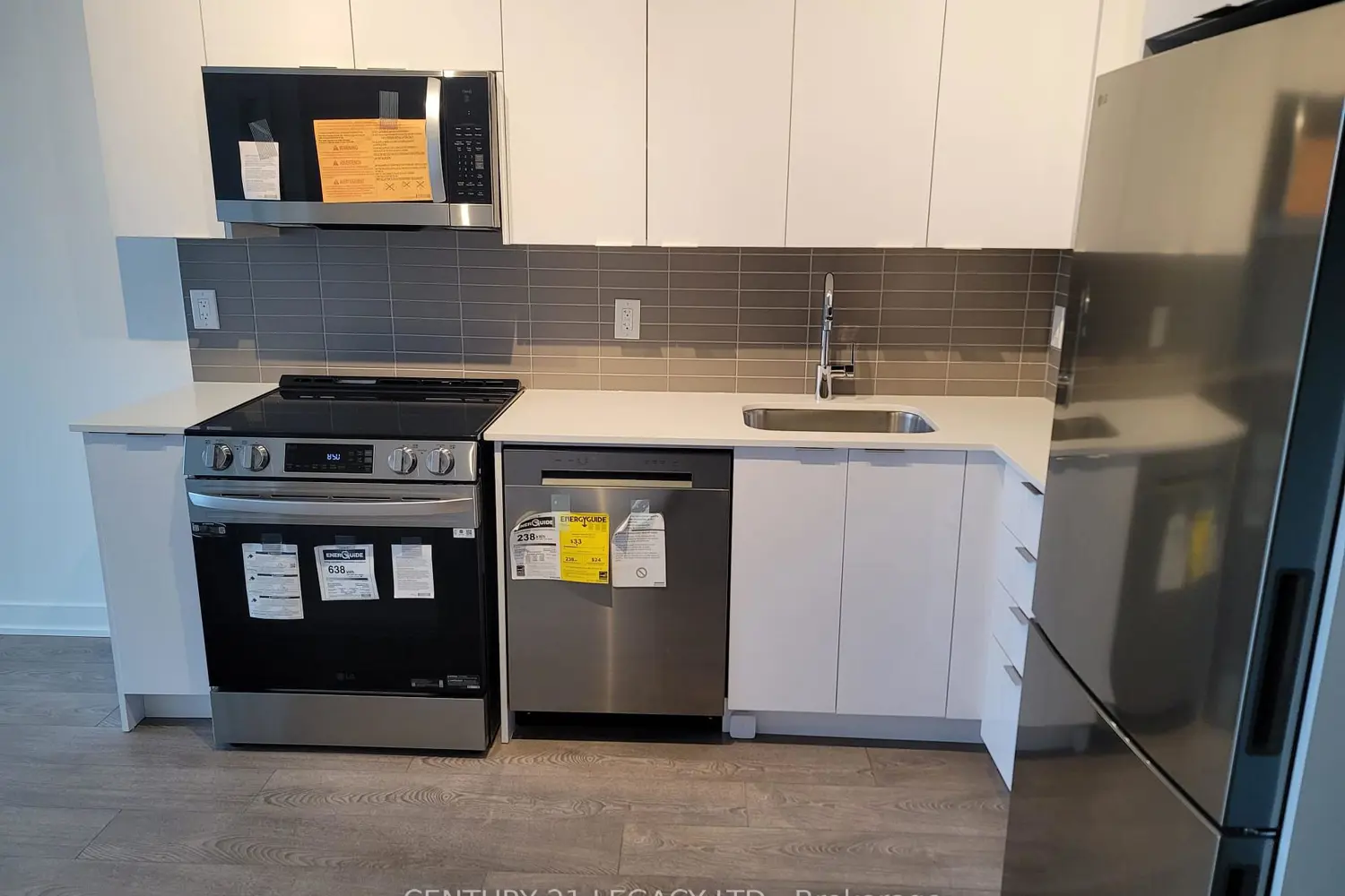 Additional image 6 of 225 Malta Avenue 603