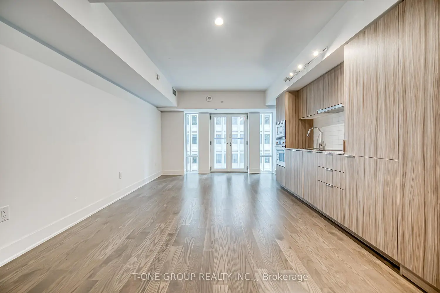 Additional image 6 of 955 Bay Street 720