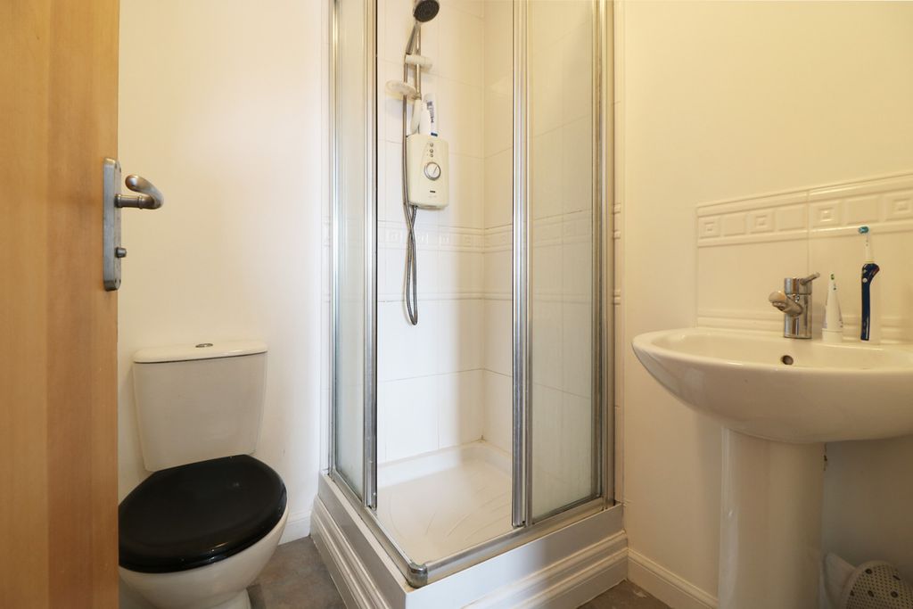 Additional image 9 of 2 bed flat for saleShawfarm Gardens, Prestwick KA9