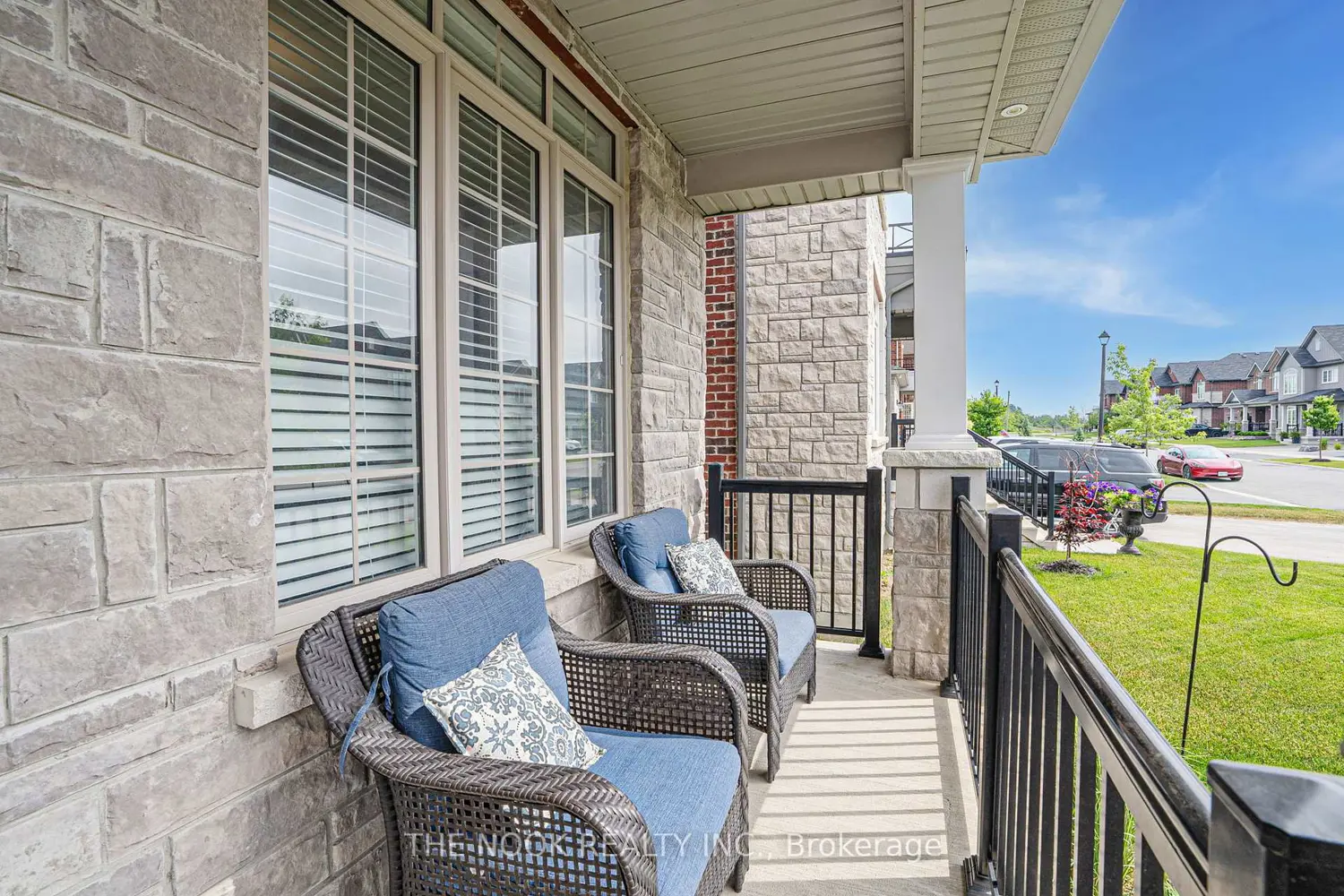 70 Highlands Boulevard