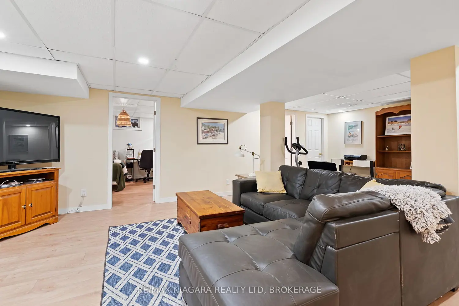 Additional image 9 of 13 Robert Street
