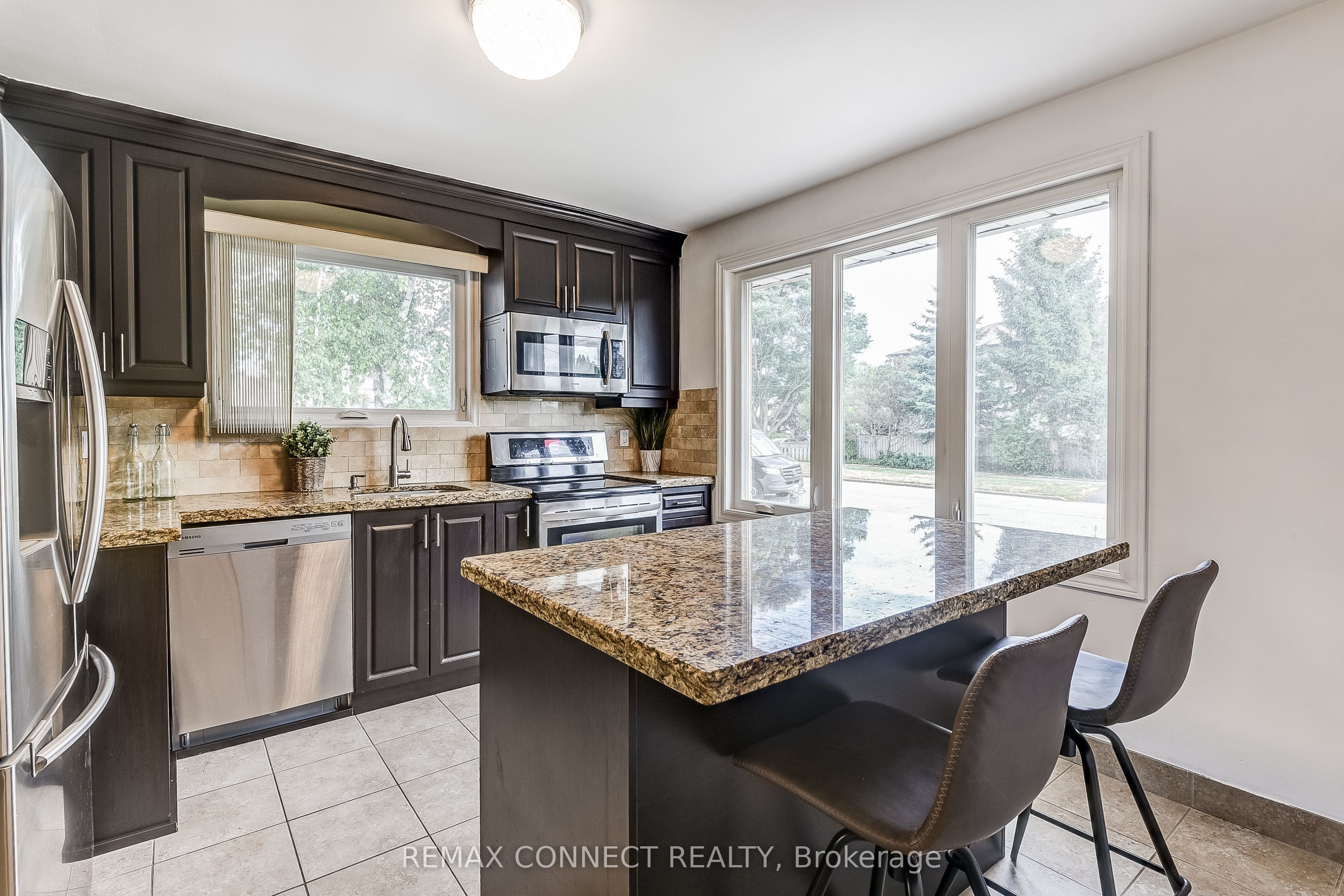 Additional image 6 of 53 Glory Crescent, Toronto, ON, M1E 2B9
