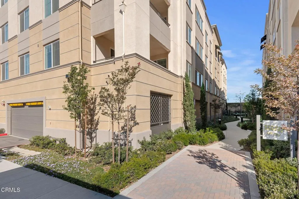 Additional image 4 of 2860 Wagon Wheel Road Unit 203, Oxnard, CA 93036