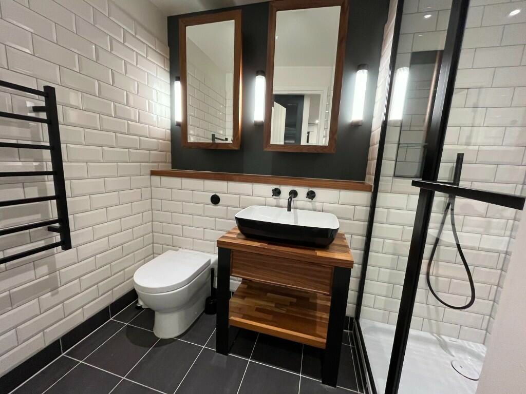 Additional image 14 of 2 Bed Flat, Merino Gardens, E1W, N1 7GU