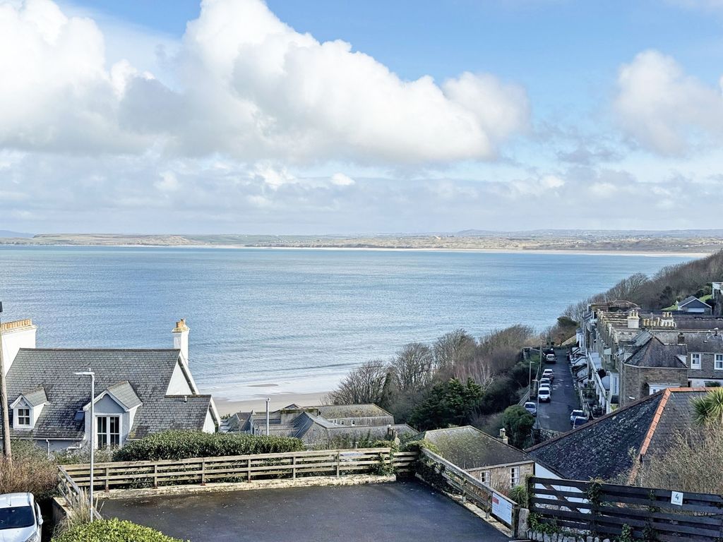 4 bed maisonette for saleSt Ives, Cornwall TR26 photo 3