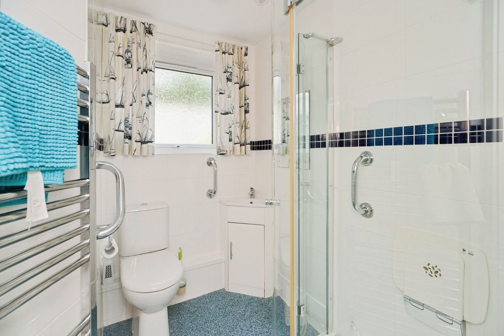 Additional image 15 of 3 bed flat for saleRhos Promenade, Rhos On Sea, Colwyn Bay, Conwy LL28