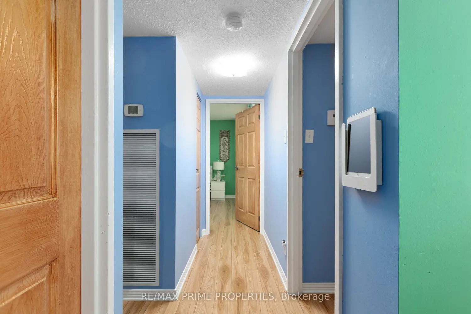 Additional image 10 of 200 Lafontaine Avenue 901