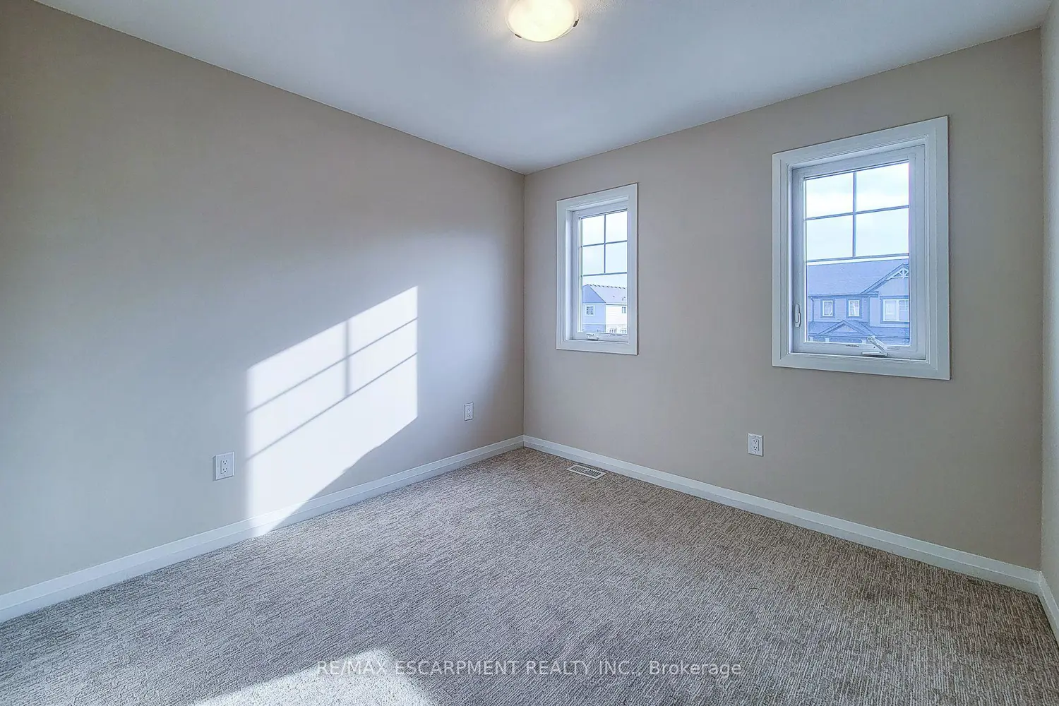 Additional image 14 of 111 Alicia Crescent