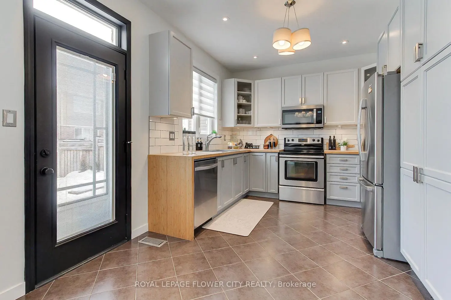 Additional image 5 of 917 Mctrach Crescent