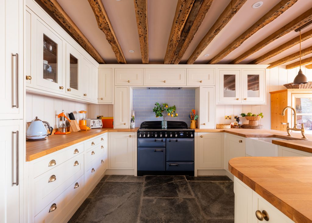 12 bed barn conversion for saleTrenearne Farm, Padstow PL28 photo 4