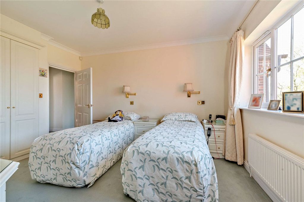 Additional image 15 of 3 bed flat for saleWoodridge, Newbury, Berkshire RG14