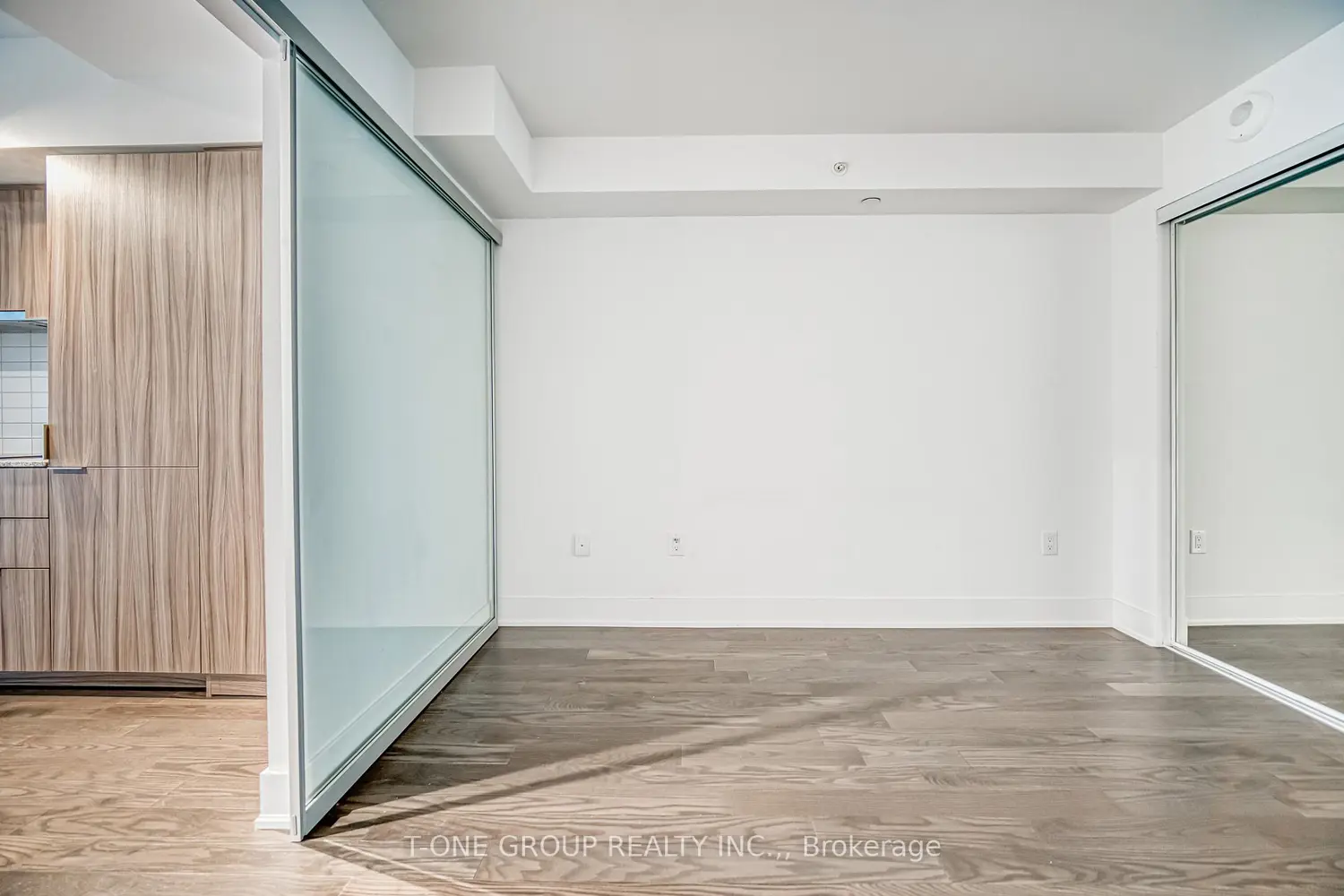 Additional image 13 of 955 Bay Street 720