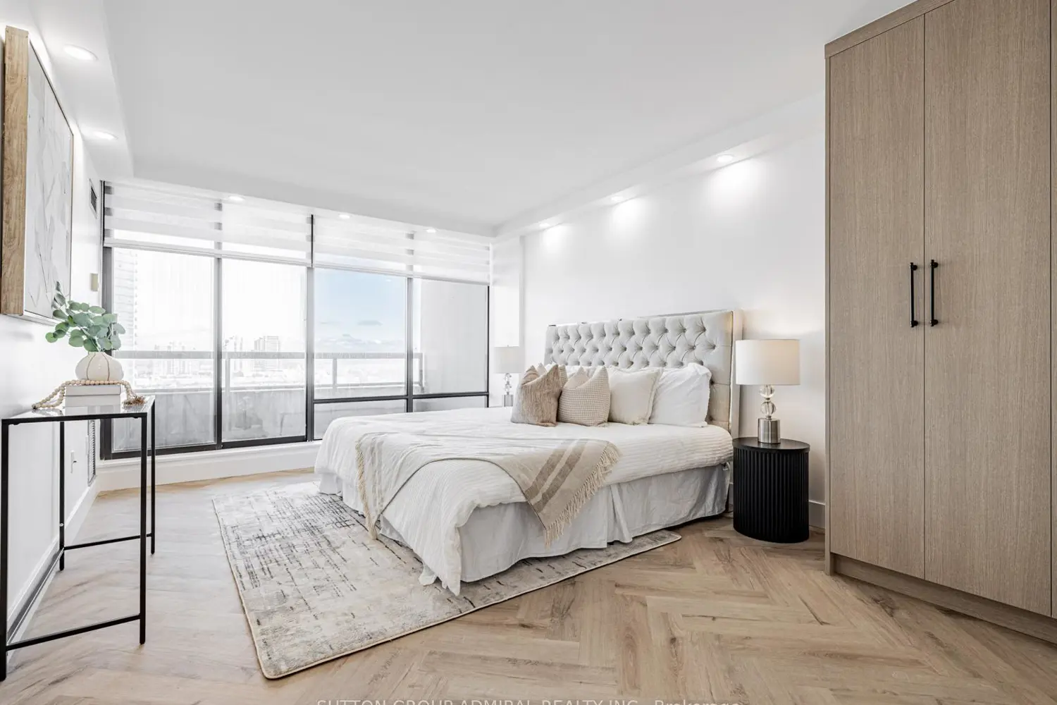 Additional image 8 of 7420 Bathurst Street 1611