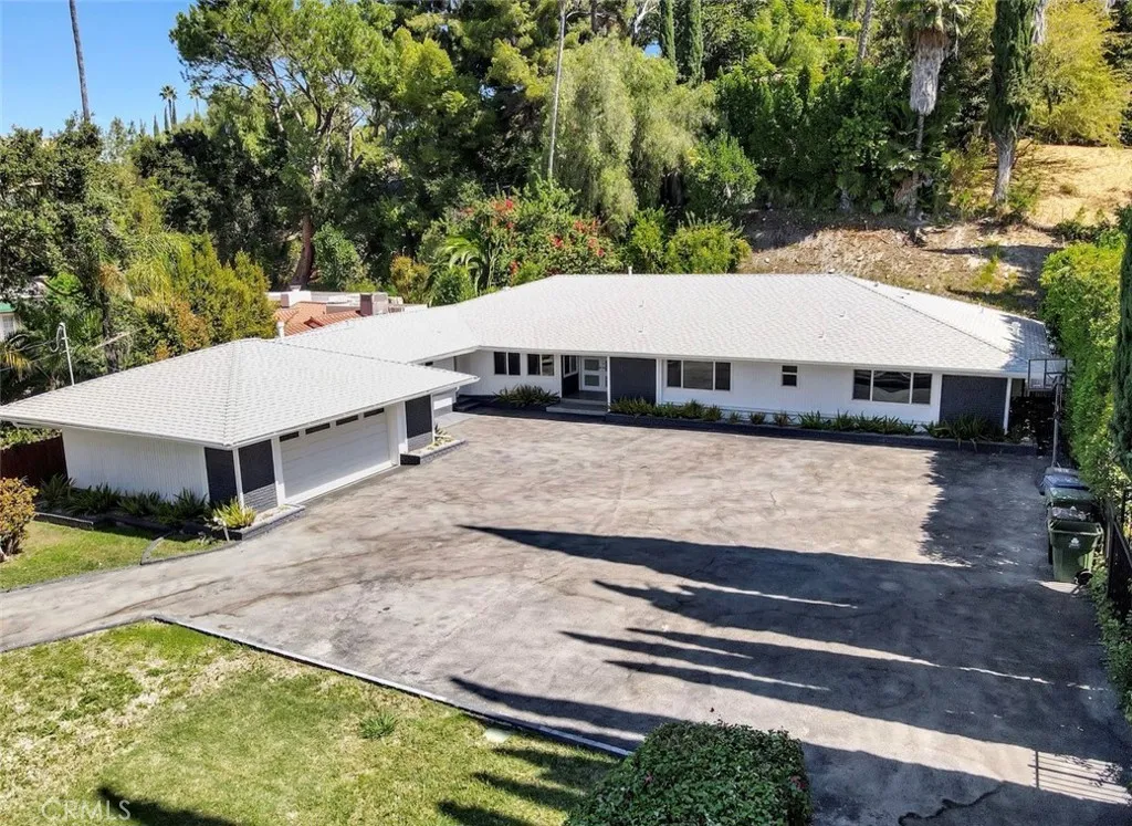 Additional image 53 of 4450 Hayvenhurst Ave, Encino, CA 91436