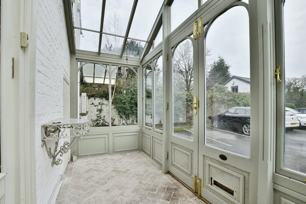 Additional image 18 of 4 bed flat for saleWoodleigh Court, Alderley Edge, Cheshire SK9