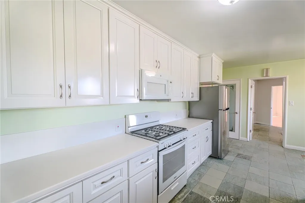 Additional image 55 of 23952 Nomar Street, Woodland Hills, CA 91367